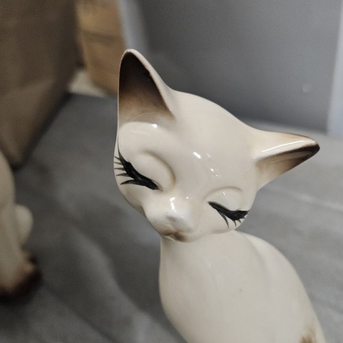Pair Vintage MCM Two Vicki Japan Siamese Long Neck Cats perfect shape with label - Picture 4 of 5