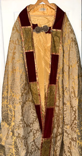 ANTIQUE CATHOLIC PRIESTS GOLD & BEIGE BAROQUE JACQUARD COPE WIPPELL MOWBRAY 59"
