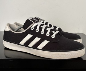 adidas gazelle silver green womens adidas Handball Spezial (Collegiate Navy/Clear Sky/Gum) 9