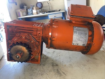 WEG General Purpose Motor 60 Hz Model 7518ES3E56CFL-S With Gearbox Reducer #1