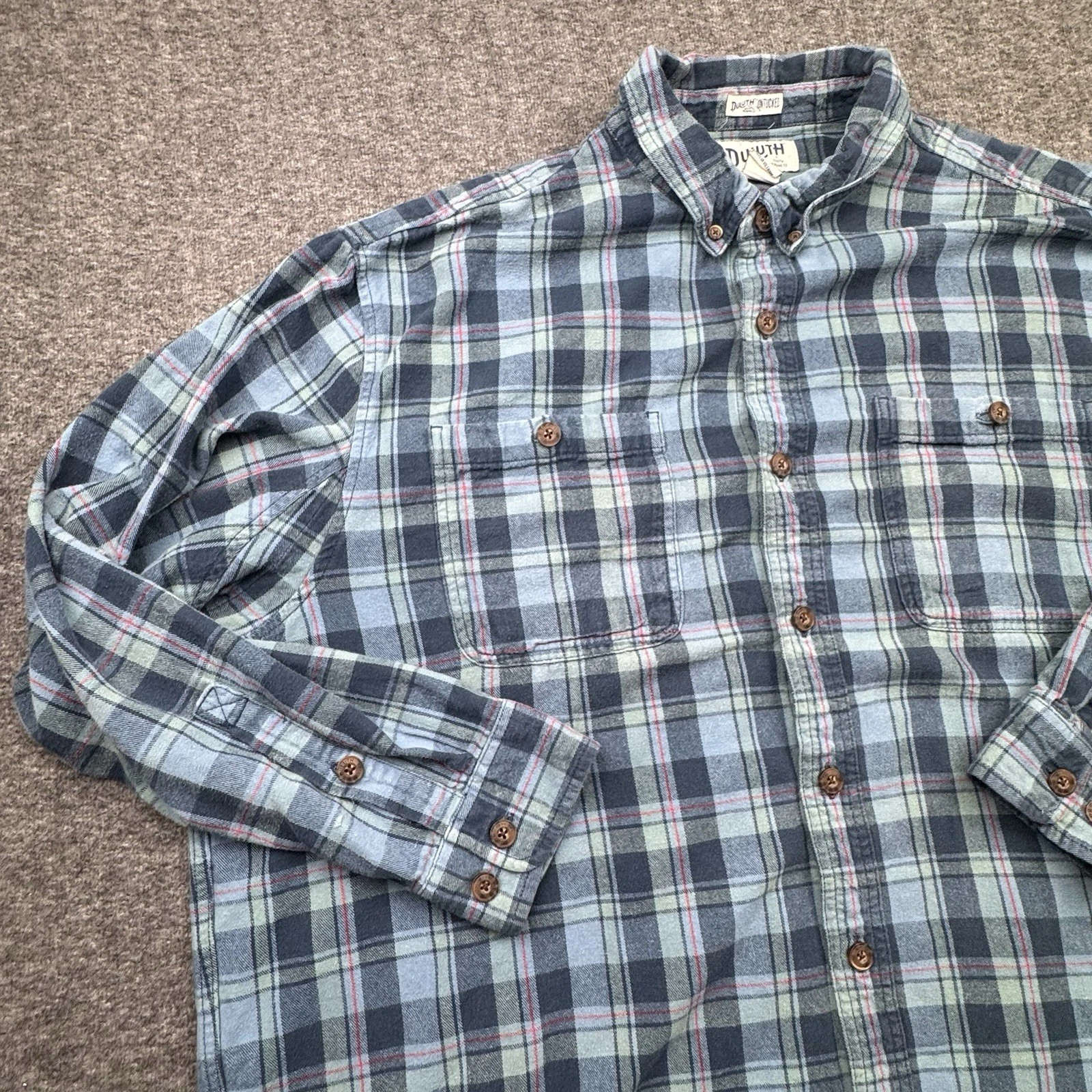 Duluth Trading Flannel Shirt Mens 2XL Plaid Untucked Outdoor Workwear Free Swing
