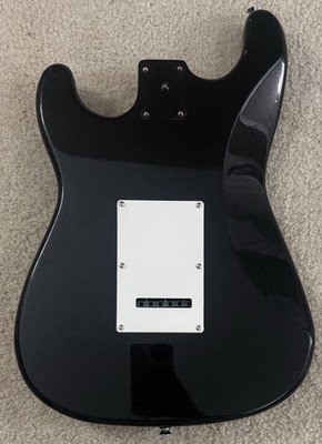 Nirvana Kurt Cobain Vandalism Stratocaster 