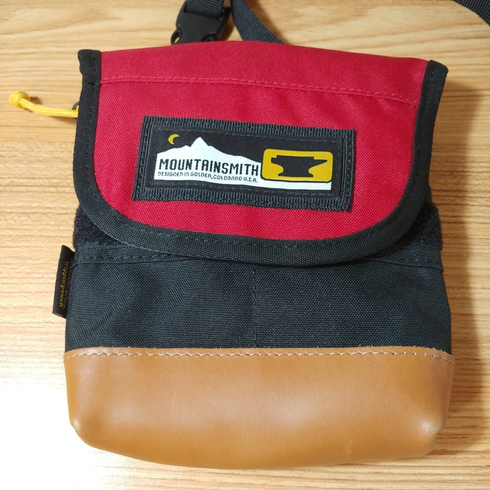 Mountainsmith Unisex Crossbody Small Bag Trippin Pouch Classic Red Nylon - Image 3 of 4