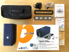 Plustek OpticFilm 8100 35mm Film Scanner w/ Holders Case Box USB AC Japan