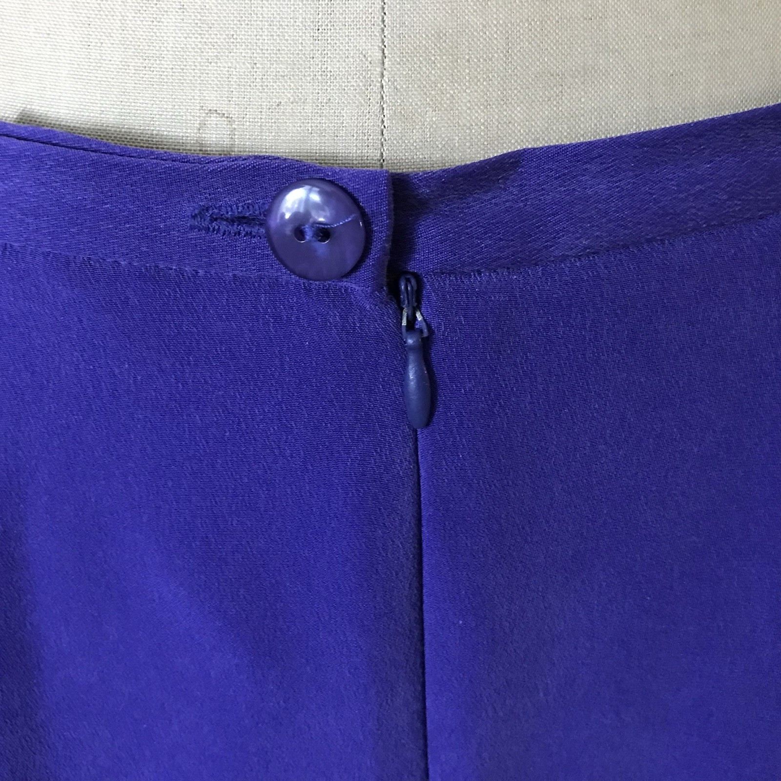 Vintage Travis Ayers Career 2 Pc Lined Silk Skirt Suit Purple Size 12