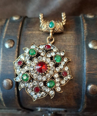 Oriental Style  Betsey Johnson Statement  Kette Anhänger mit Strasssteinen #4-2