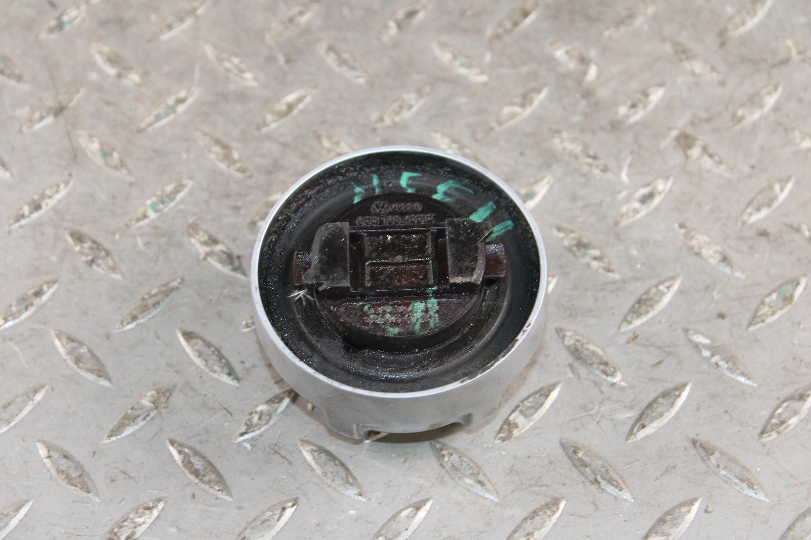 Bentley Flying Spur 2013-2018 Oil cap