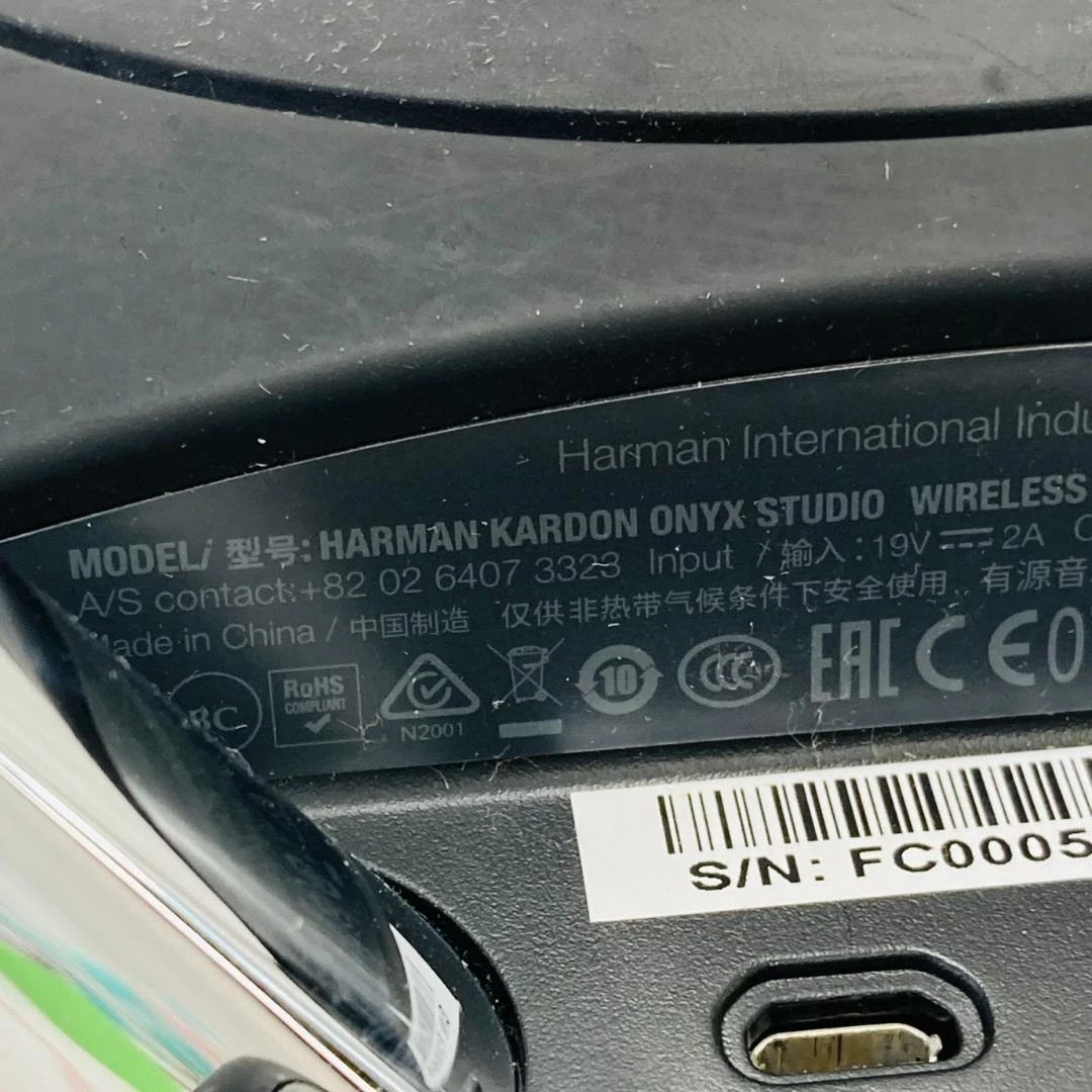 Harman Kardon Onyx Studio Bluetooth Wireless Speaker Black Used