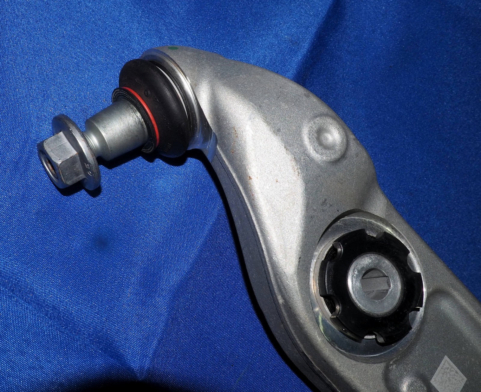 2022-2026 Maserati MC20 MCPura Left Front Lower Axle Control Arm 1500 Miles OEM