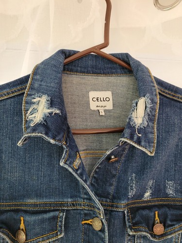 Cello Medium Wash Distressed Jean Jacket Sz small Blue Denim Womens Long Sleeve - Picture 6 of 11