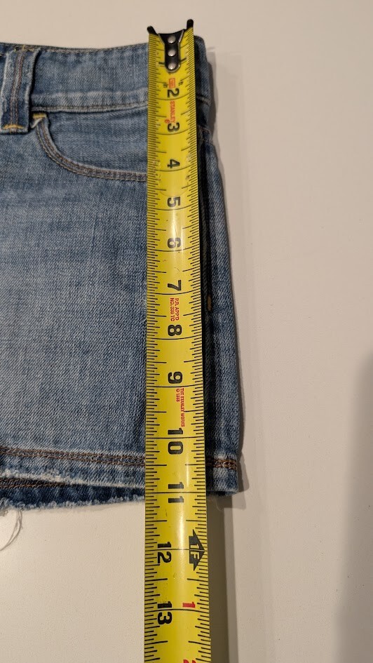 Picture 4 of 11
