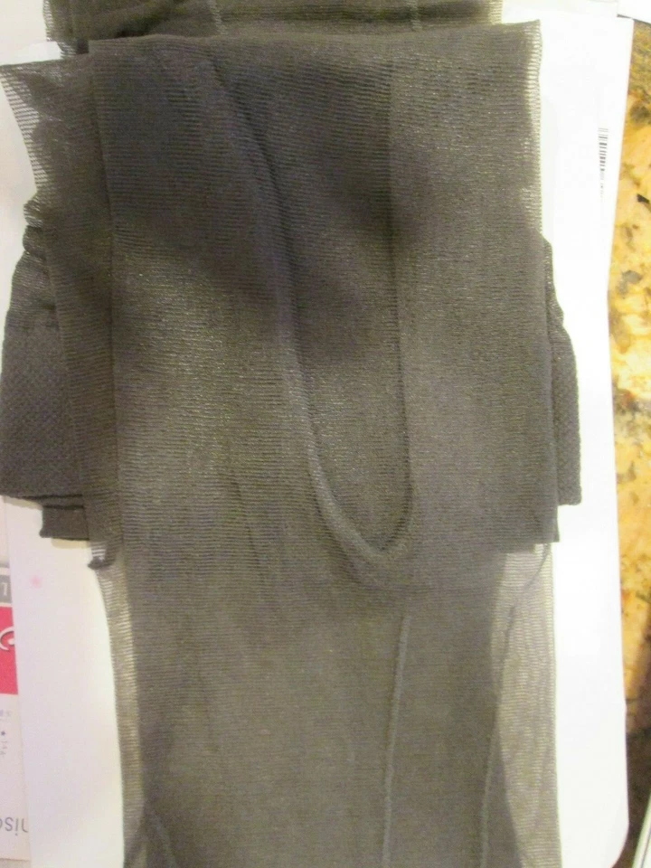 FIORE TAMISA CON PATRÓN DE DISEÑO PIERNA 20 DENIER PANTIMEDIAS MEDIAS 3 TALLAS ACERO Foto 2 de 4