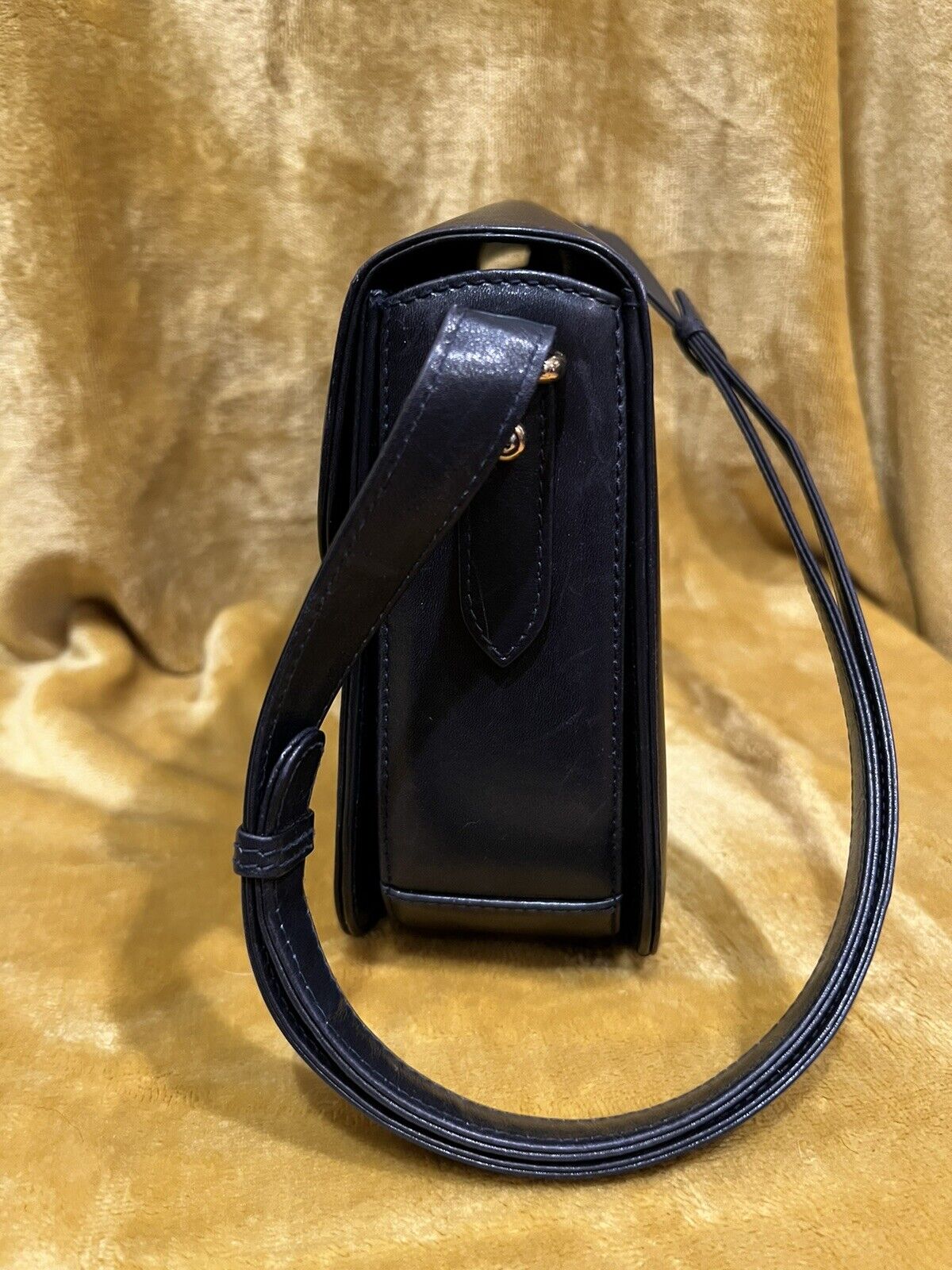 Vintage Authentic Gucci Box Bag Dark Navy Calfski… - image 5