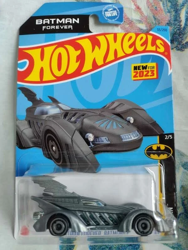 Hot Wheels New for 2023 BATMAN FOREVER BATMOBILE 2 5 55 250 HKJ73