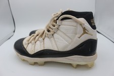 Air Jordan Cleats Size 9