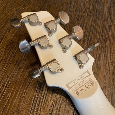 Ibanez SZ320EX Electric Guitar White 2007 Made in Korea Used From