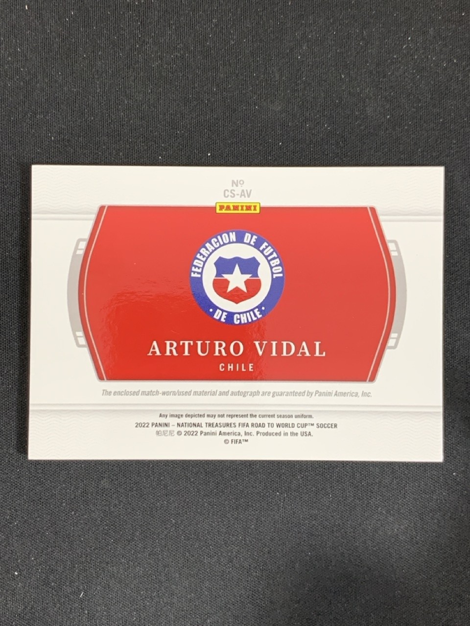 Arturo Vidal 2022 Panini National Treasures World Cup Colossal Jersey Auto /99 view 2