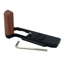 Quick Access Battery Compartment Camera Handle Arca Swisses System Integration