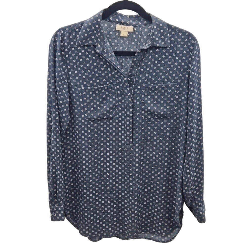 LOFT Womens Button Down Shirt XS Blue White Floral Long Sleeve Casual Top