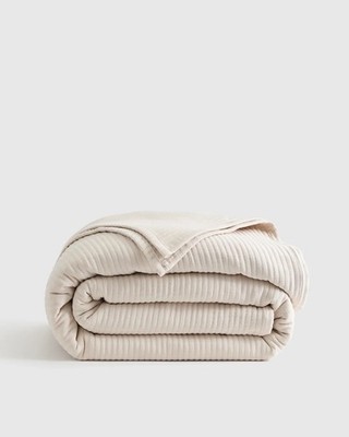 NEW Quince QUEEN Organic Cotton Matelasse Coverlet Blanket SAND COLOR $115 ID860