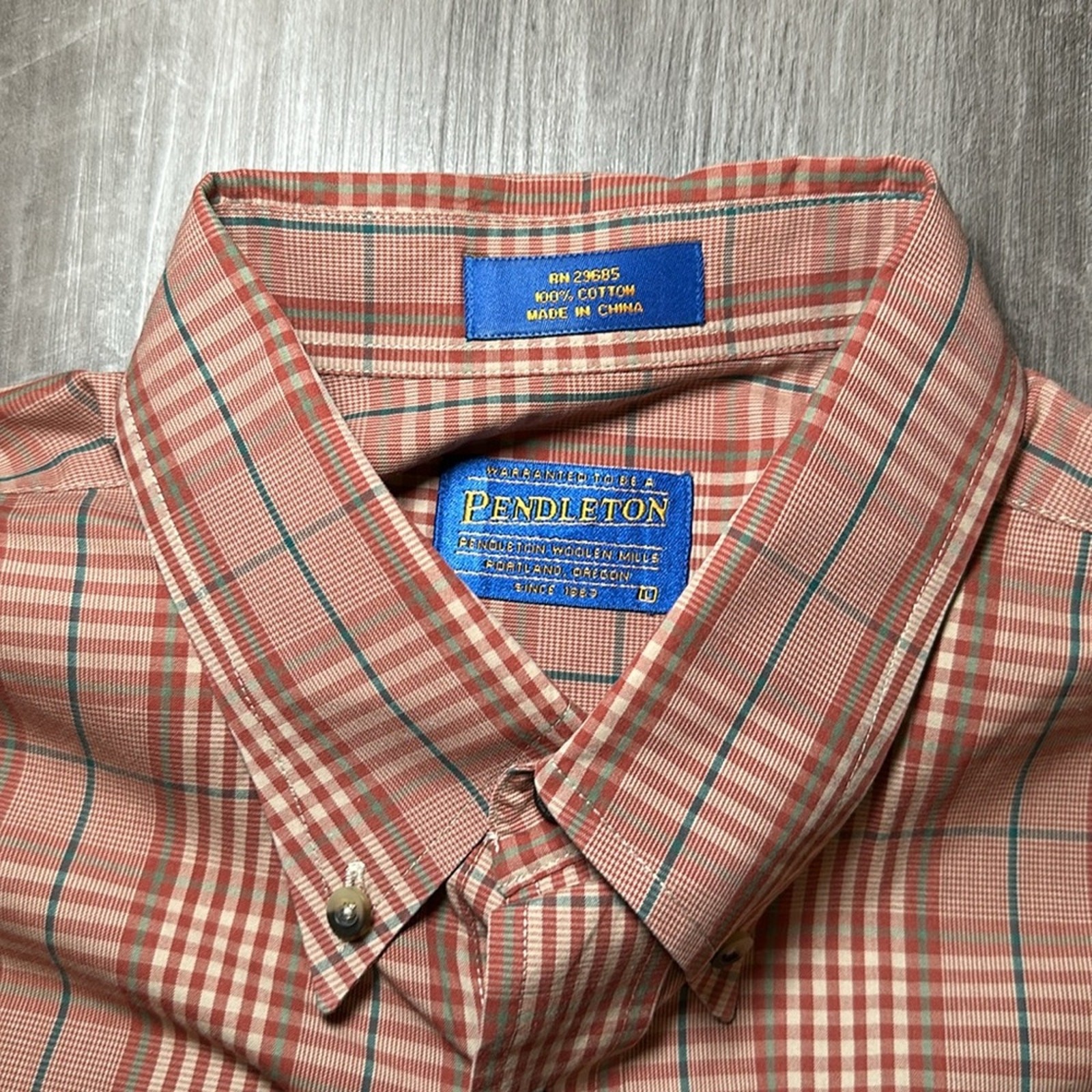 Pendleton Long Sleeve Button Down - Large - image 6