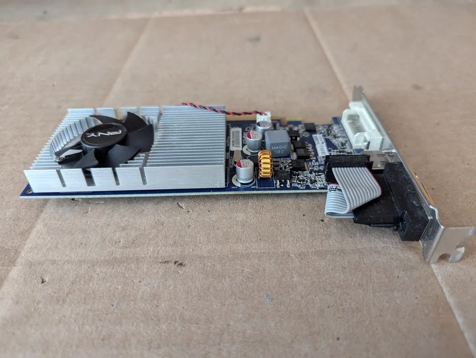 PNY TECHNOLOGIES GEFORCE 210 PLUS DDR2 1GB PCIE 2.0 GRAPHICS CARD - Image 2 of 4