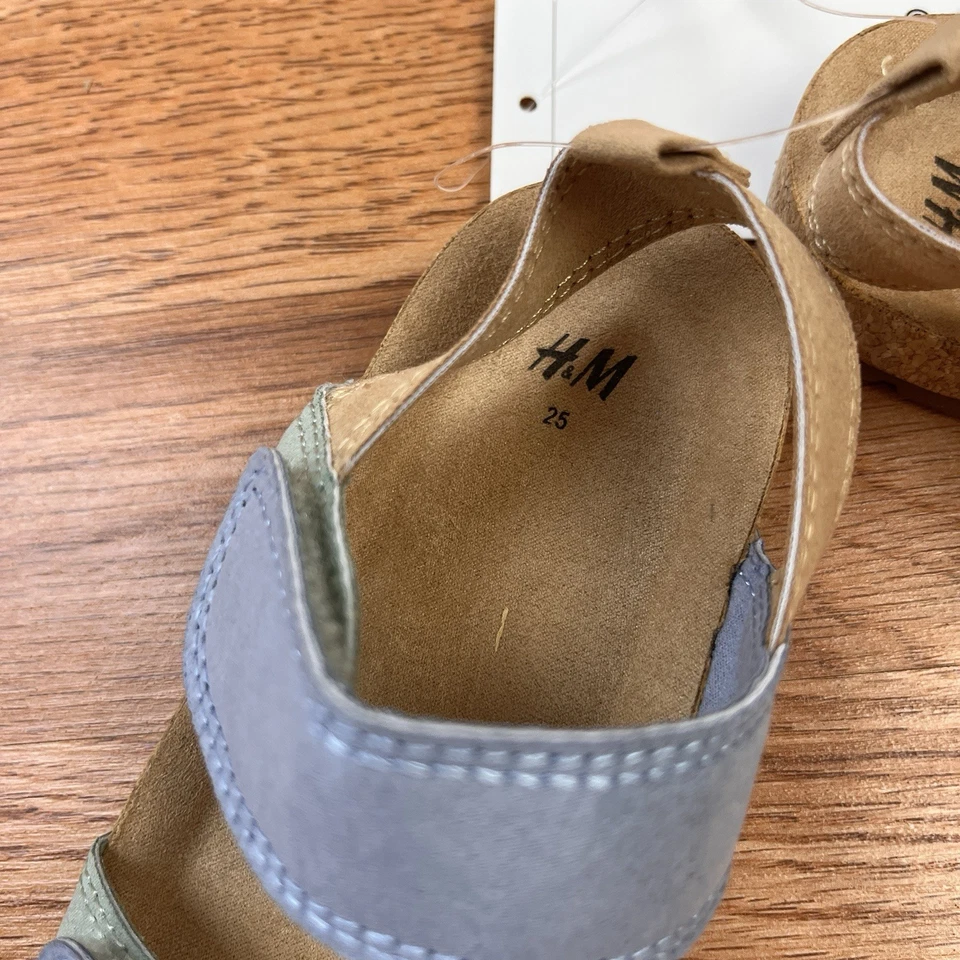 H&M Toddler Blue Sandals Size 8.5 Unisex Faux Suede Hook n Loop Closure NEW - Image 3 of 4