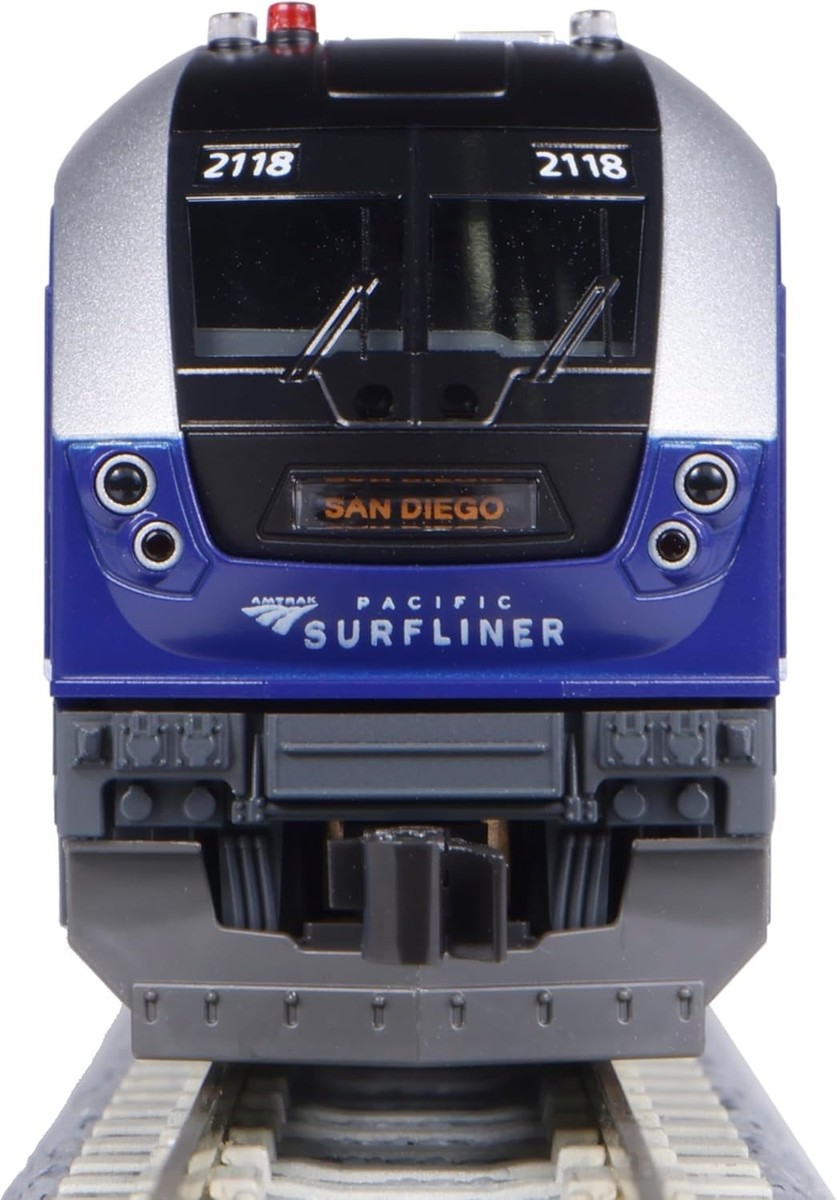 KATO 106-9010 N Amtrak SC-44 & Amtrak Pacific Surfliner LOCO & 8