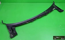 Tesla Model S 2012-2016 FRONT WINDSHIELD COWL SCREEN PANEL - 1060509-00-B