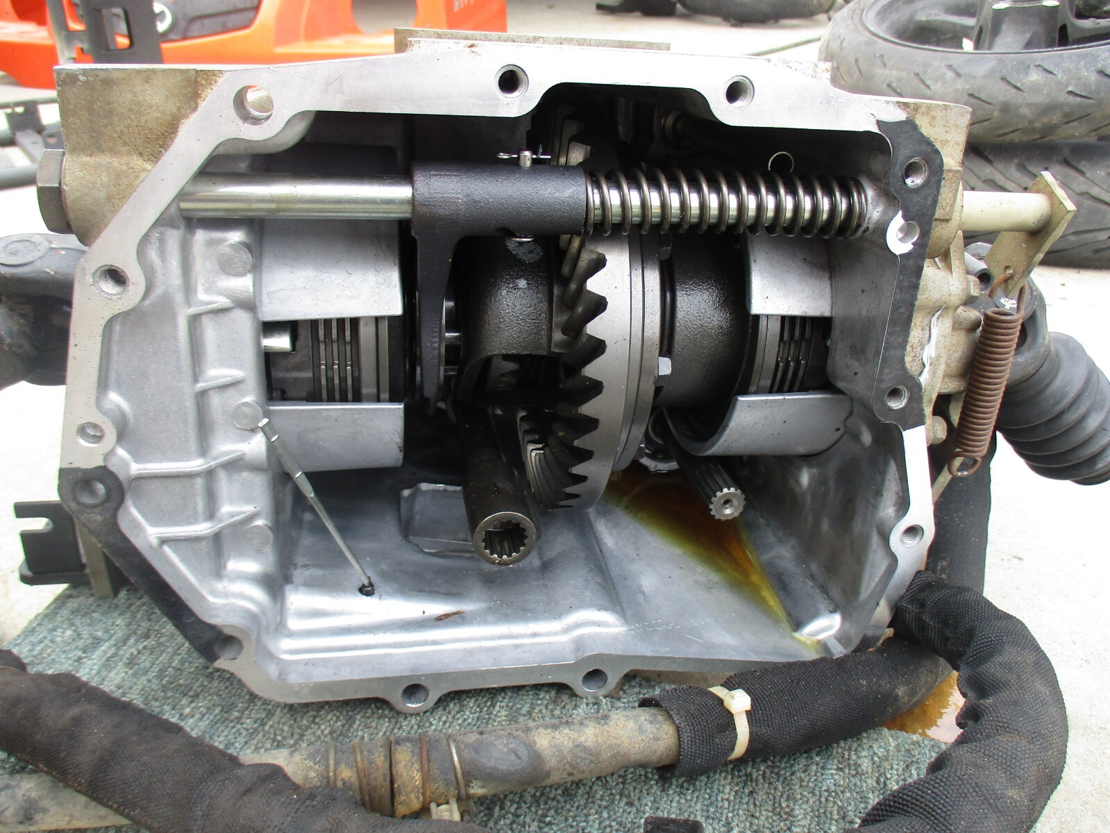 04 2004 Kubota RTV 900 4x4 RTV900 TRANSMISSION eBay