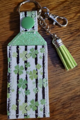 Handmade Lucky 4 leaf Colver Chap Stick lip Balm Holder Snap Keyring fob   