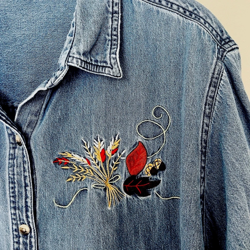 Винтажная осенняя вышитая джинсовая женская рубашка 90-х на пуговицах 2X осенние листья - Изображение 2 из 4