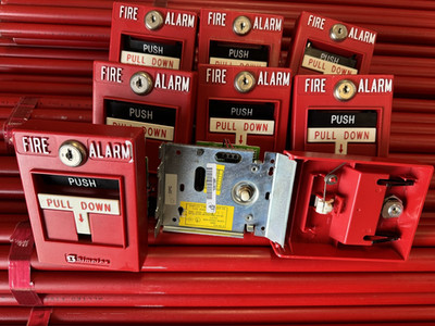 Lot of 8 SImplex 2099-9761  Fire Alarm Pull Station