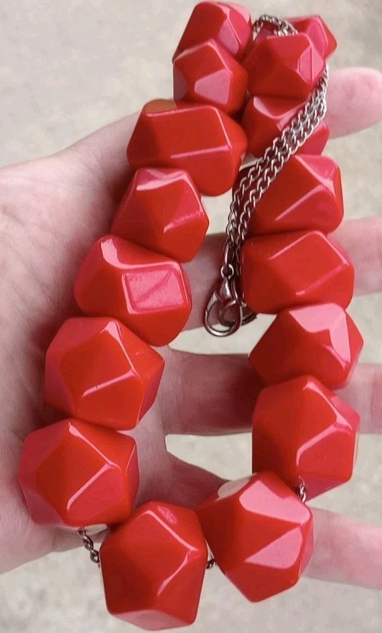 Collar de resina vintage cuentas rojas grueso pesado de gran tamaño grande modernista color audaz