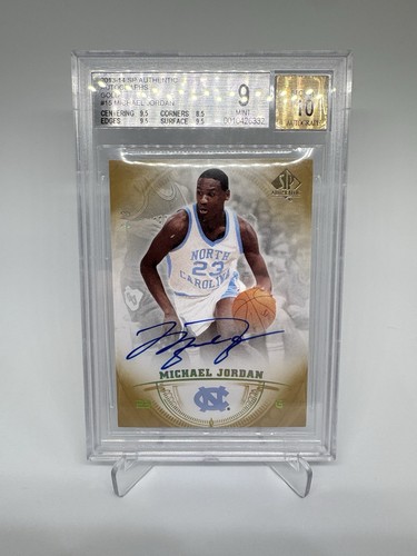 Michael Jordan [Autograph] #15 card from 2013 SP Authentic