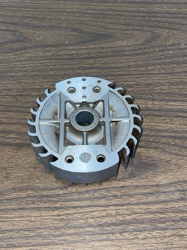 STIHL MS290 MS310 MS390 029 039 Chainsaw OEM Replacement Flywheel Part 1127 - Picture 3 of 9