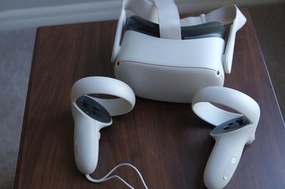 Meta / Oculus Quest 2 64GB VR Headset