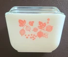Pyrex Gooseberry Pink Refrigerator Dish 501 1.5 Cup Vintage with Lid