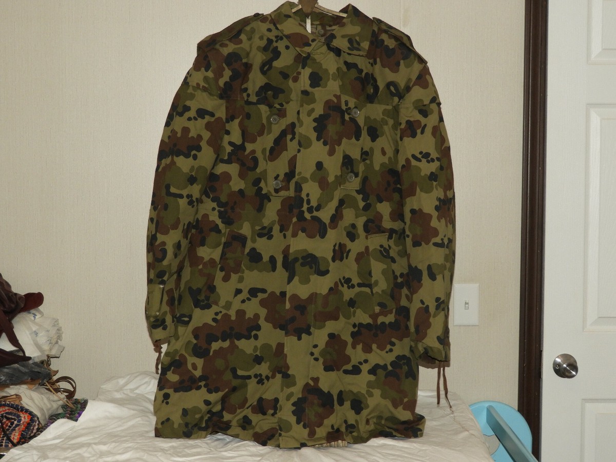 Miu Miu 04AW ミリタリーコート ライナー Army Parka 00's］Old miu miu Military Style Nylon Coat Size.M | VIEUX ET NOUVEAU
