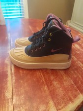 Nike Woodside 2 High ACG Boots 524872-100 Size 5.5 Nike Shoes New