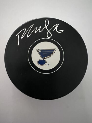 Paul Stastny St Louis Blues Autographed Signed Hockey Puck  COA - Picture 1 of 2