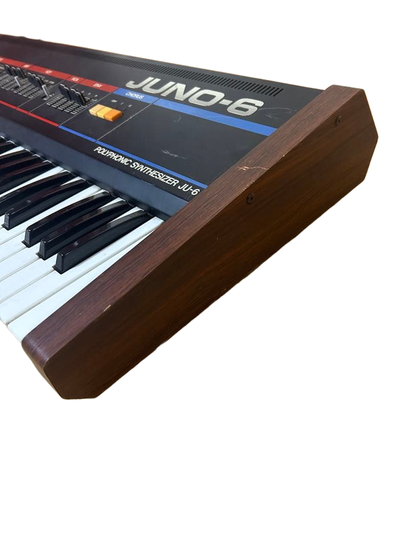 Roland JUNO-6 ポリフォニックシンセサイザー 本体　フットペダル付き Roland JUNO-6 ポリフォニックシンセサイザー 本体 フットペダル付き