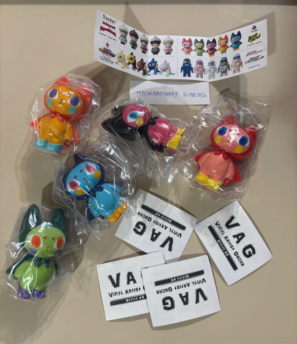 VAG VINYL ARTIST GACHA series 45 Medicom Toy Mueanfun Sapanake BAD