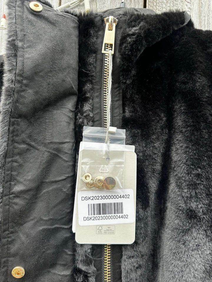 Lindo Casaco Macio de Pele de Veludo Preto Marina Rinaldi Novo com etiquetas Tamanho 20 NOVO - Imagem 3 de 4