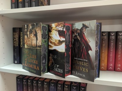 Broken Binding Tier 2 - The Gentleman Bastard Trilogy   Scott Lynch   3 Book Set