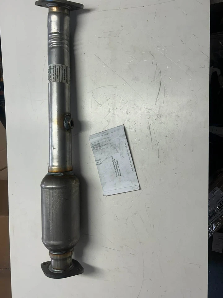 Walker 16400 Rear Left Side Catalytic Converter For Nissan Suzuki - Image 2 of 3