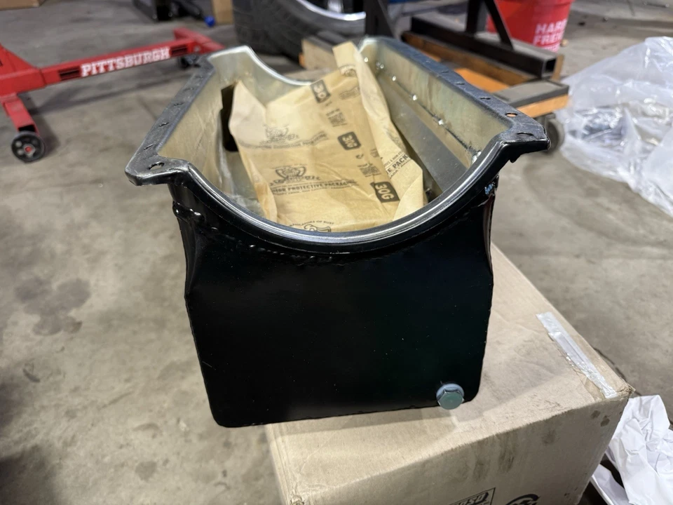 MOROSO 福特 351C 后油底盘,容量 8 夸脱 — 第 4/4 张图片