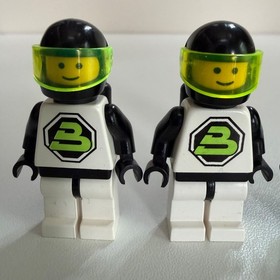 Lego Rebel Hunter 6897 Space Police 100% Complete Box 140 Pieces 2 Minifigures