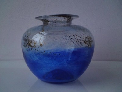 Michael Harris Isle of Wight Glas Studio Vase Aurene Flamme Pontil Mark auf Sockel