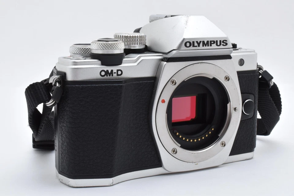 [994shots] Olympus OM-D E-M10 Mark II Silver Mirrorless Camera From JAPAN - Image 4 of 4